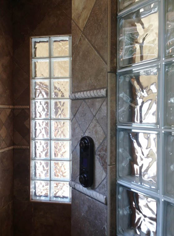 walk in glass block shower 4