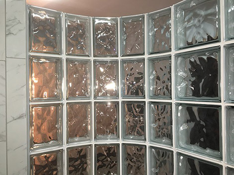 Professionally Designed Glass Block Showers 1